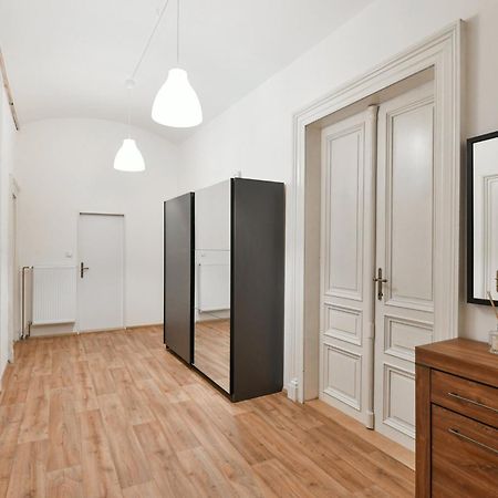 Wsp Petrin Garden Apartments Prague Exterior photo