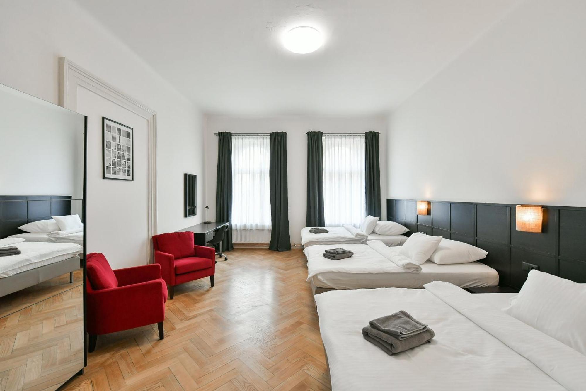 Wsp Petrin Garden Apartments Prague Exterior photo