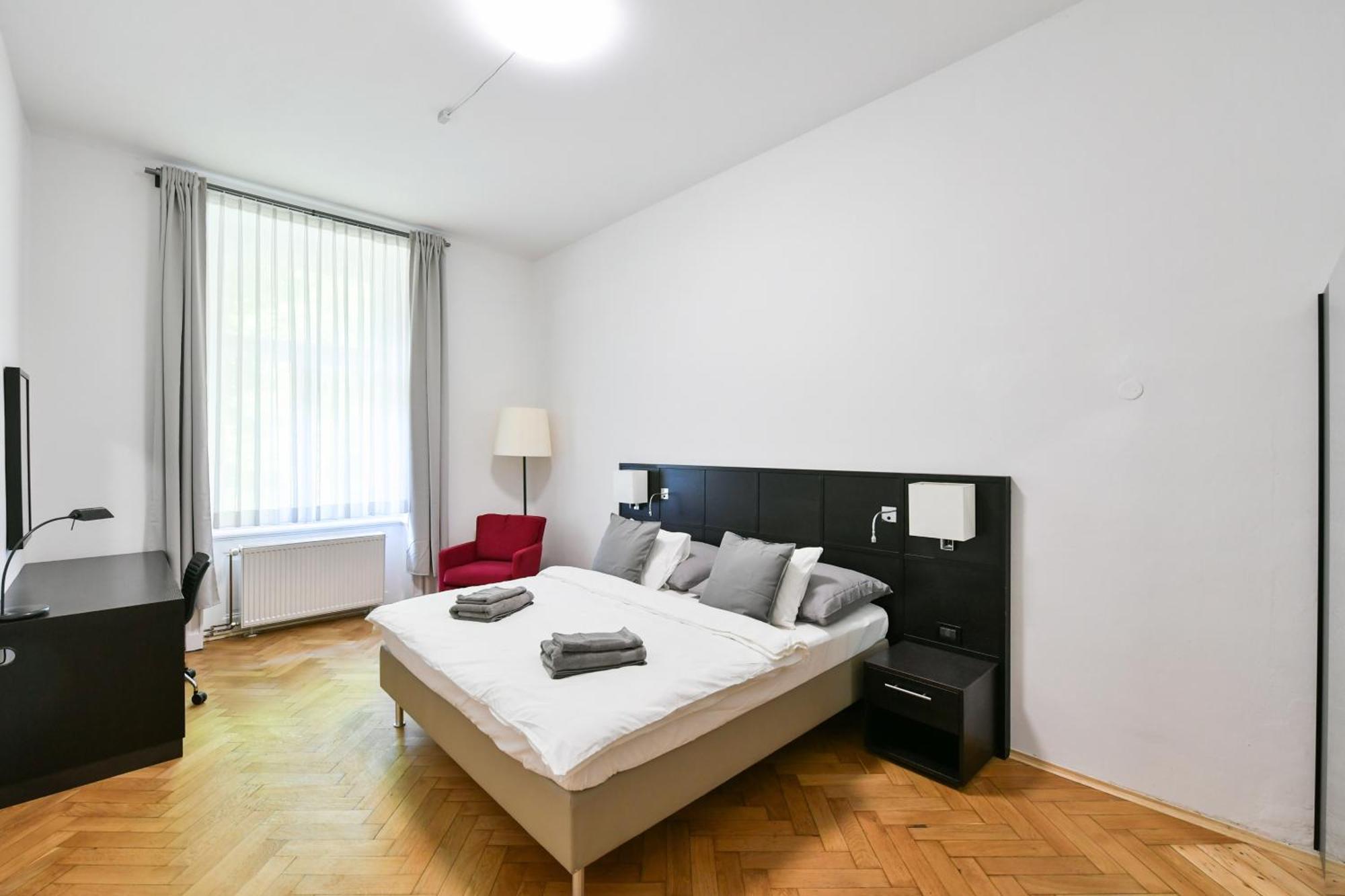 Wsp Petrin Garden Apartments Prague Exterior photo